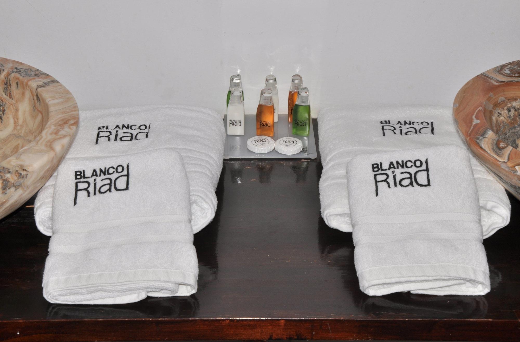 Hotel Blanco Riad Tétouan Ngoại thất bức ảnh